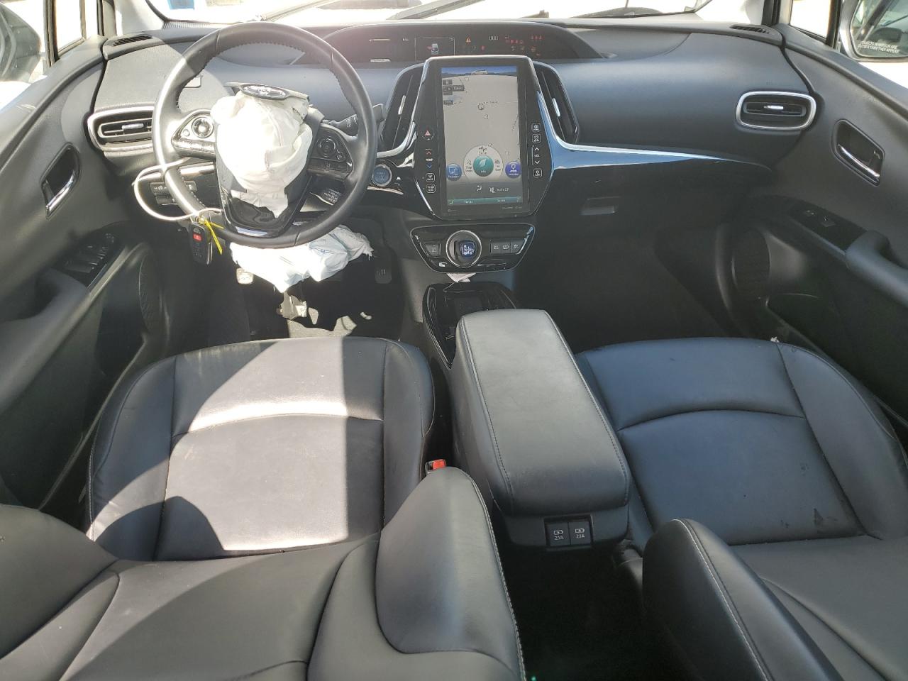 TOYOTA PRIUS PRIME LE