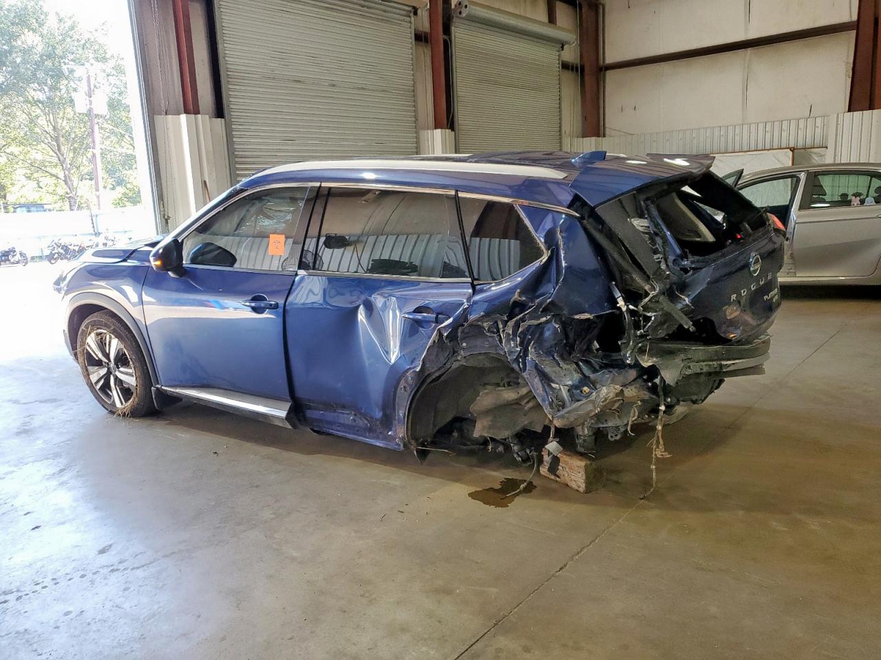 NISSAN ROGUE PLATINUM