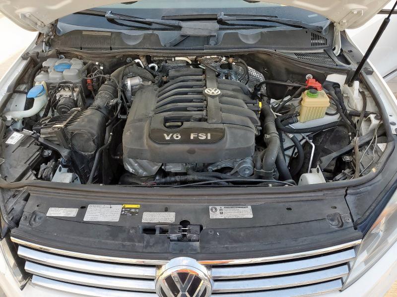 2016 VOLKSWAGEN TOUAREG SP WVGEF9BP5GD007401