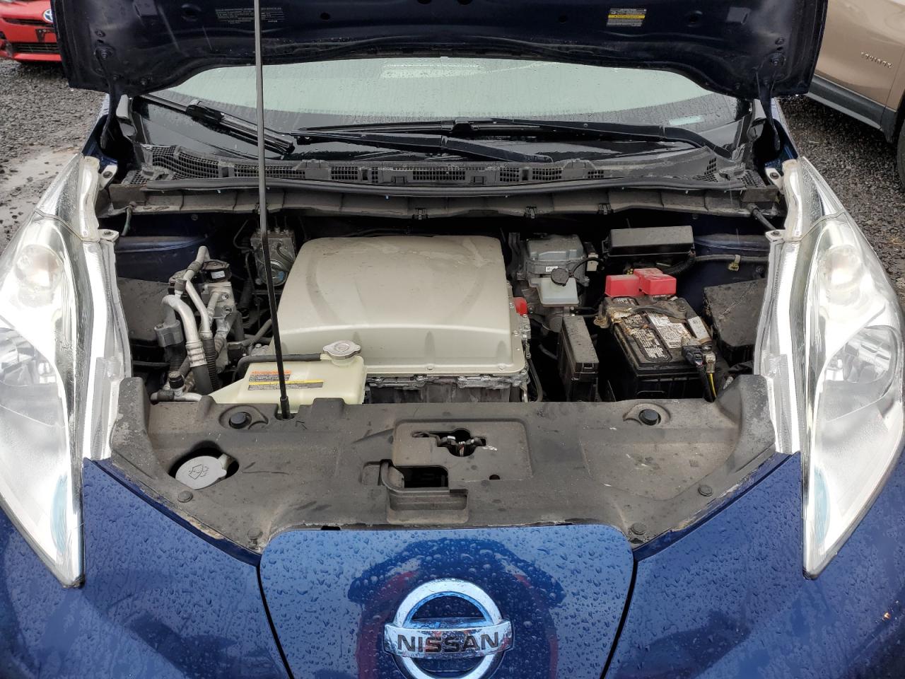NISSAN LEAF SV