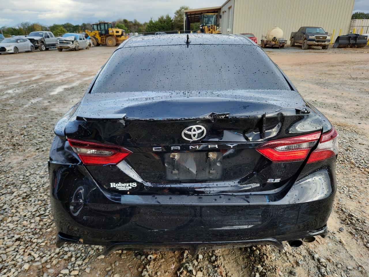 TOYOTA CAMRY SE NIGHT SHADE