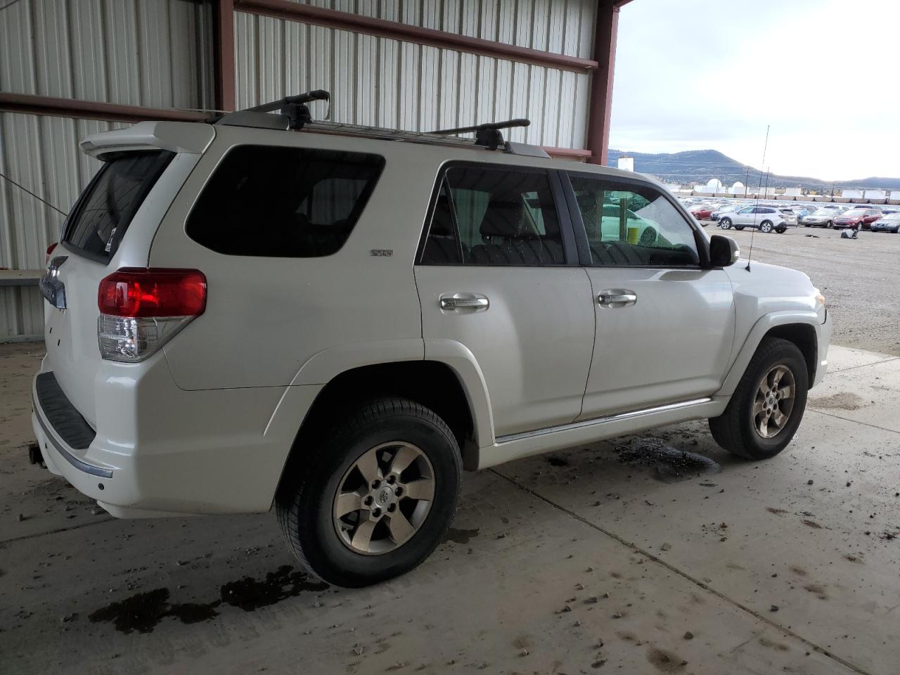 TOYOTA 4RUNNER SR5