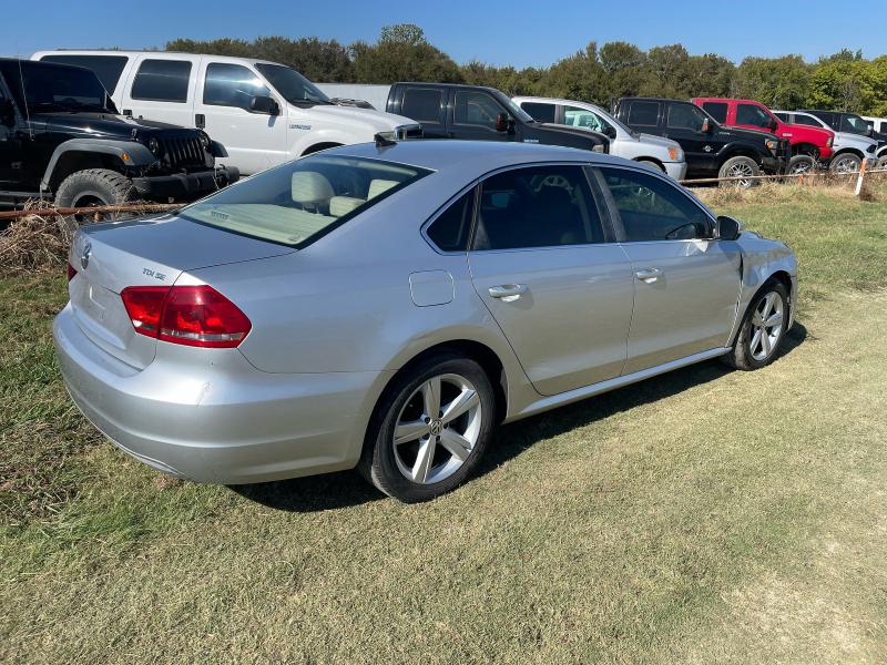 2013 VOLKSWAGEN PASSAT SE - Other View