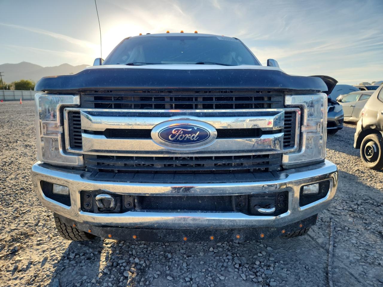 FORD F-350 SUPER DUTY