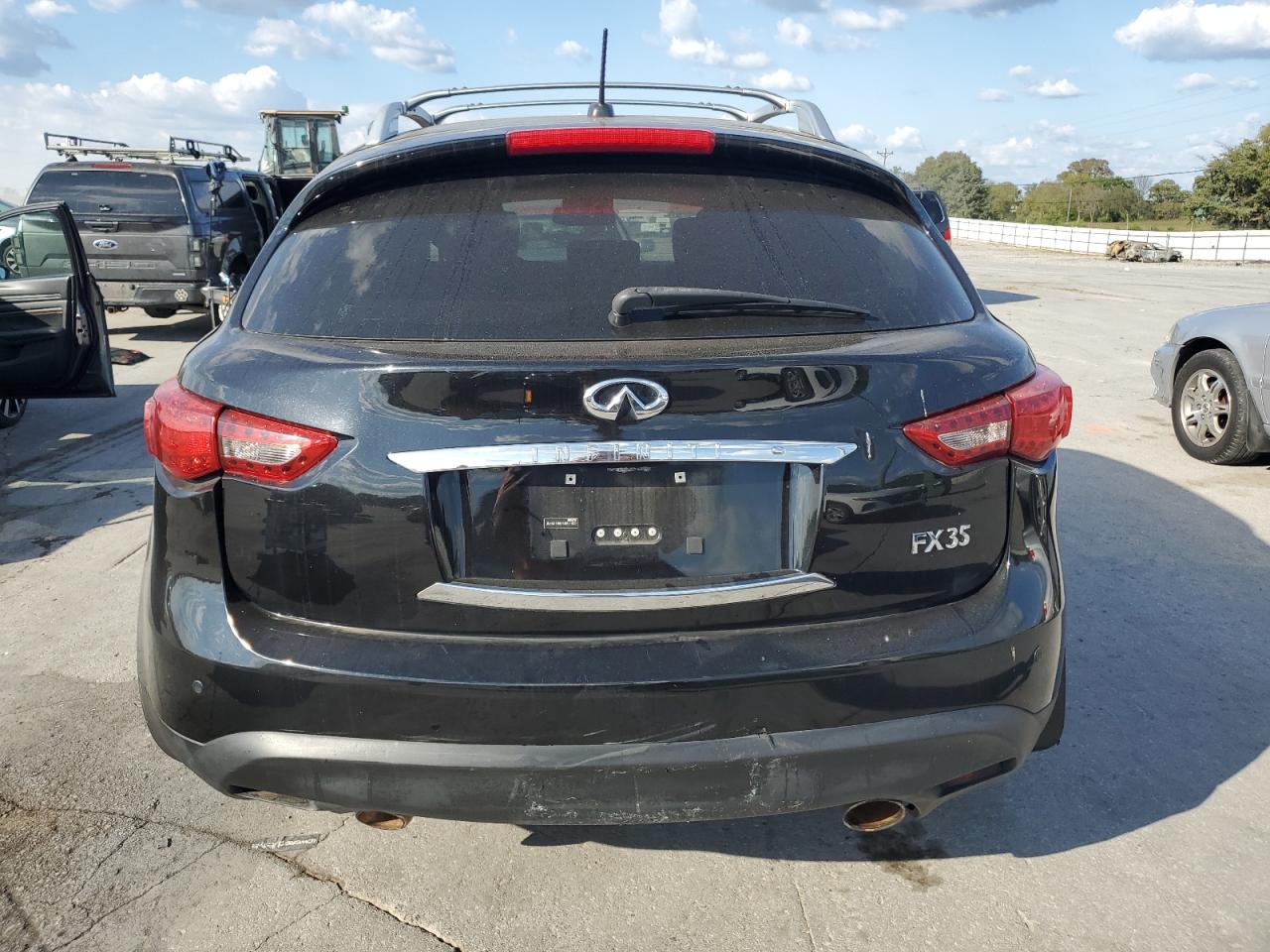 INFINITI FX35