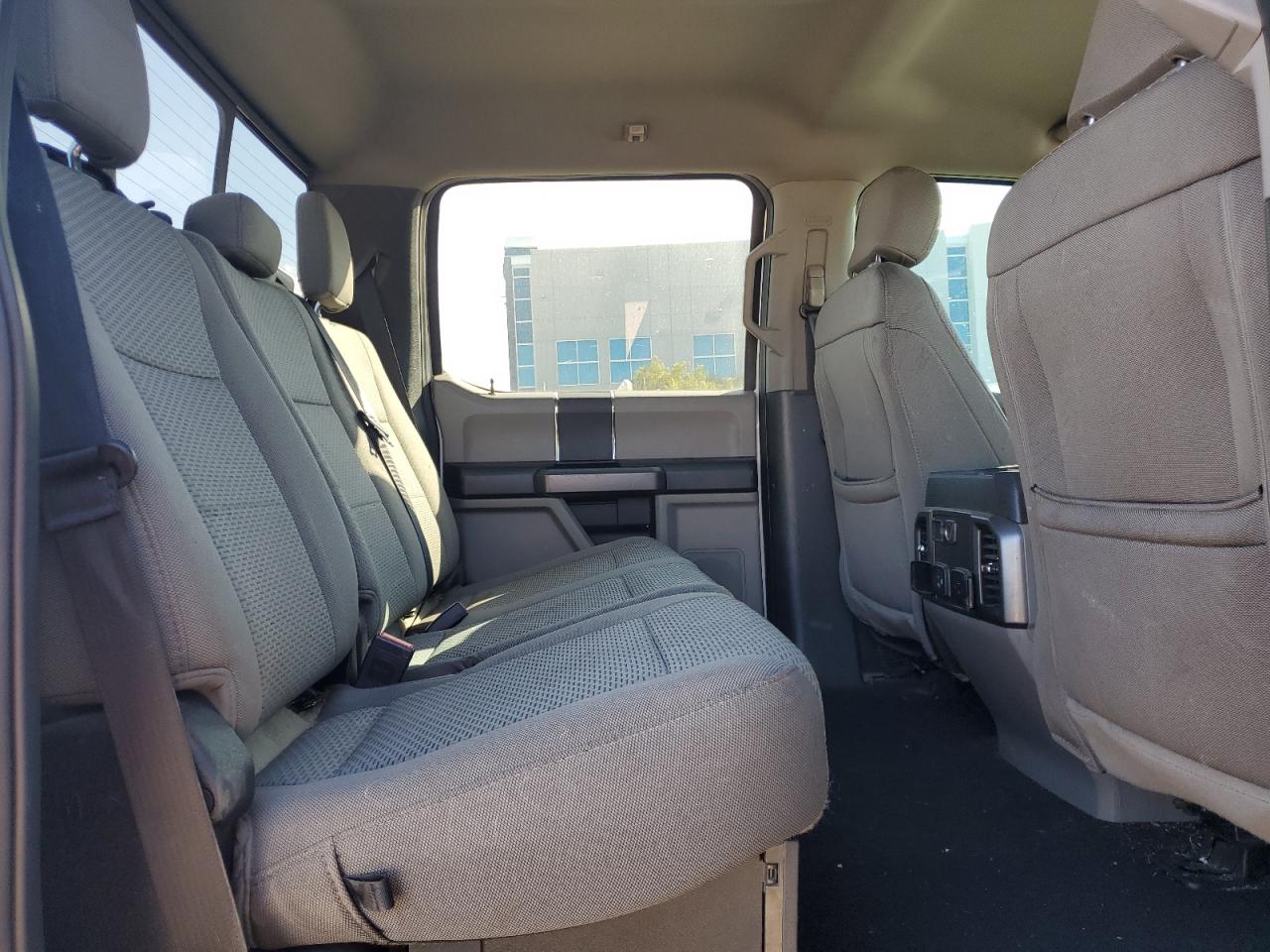 FORD F-350 SUPER DUTY