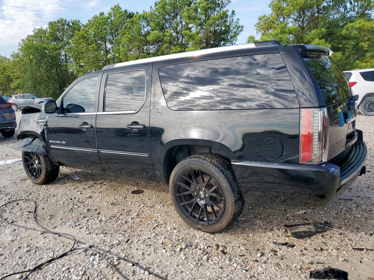 CADILLAC ESCALADE ESV PREMIUM