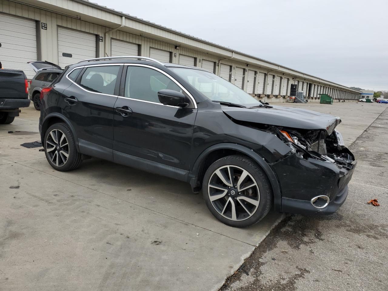 NISSAN ROGUE SPORT S