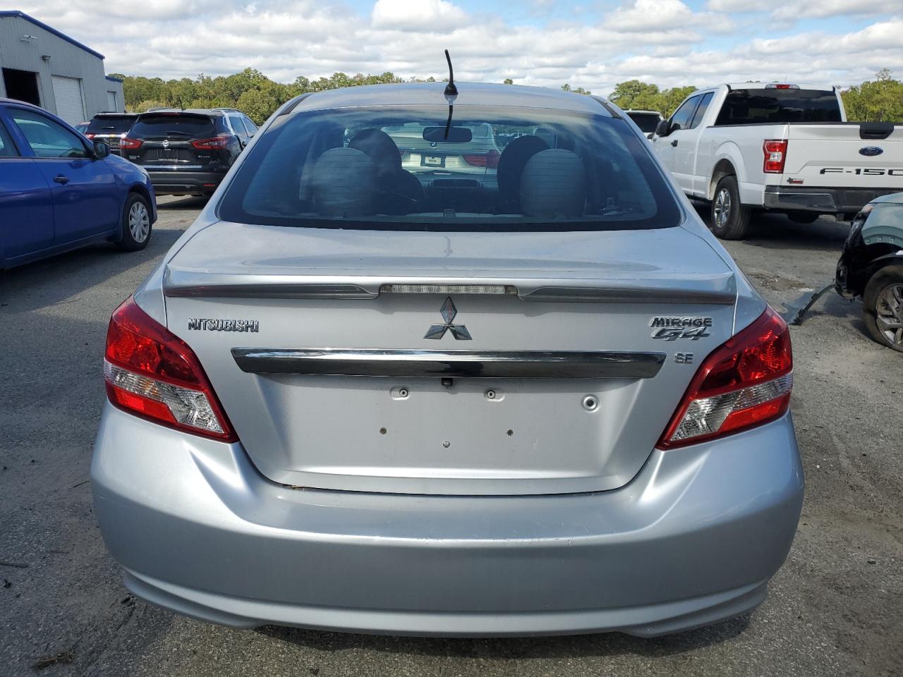 MITSUBISHI MIRAGE G4 SE