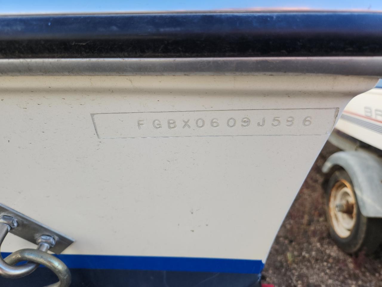 Lot #3292408263 1986 CHAPARRAL BOAT & TRAILER