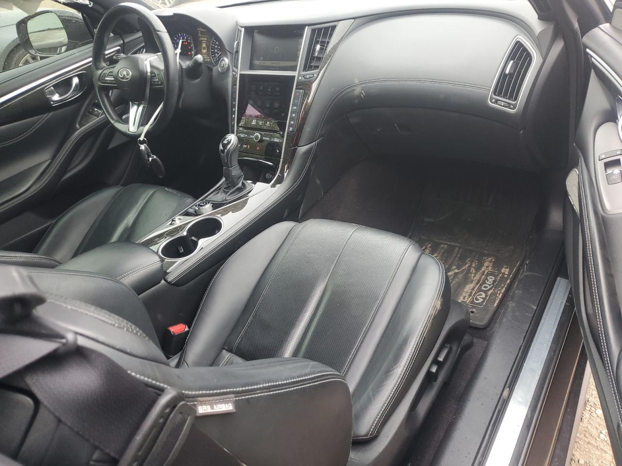 INFINITI Q60 PREMIUM