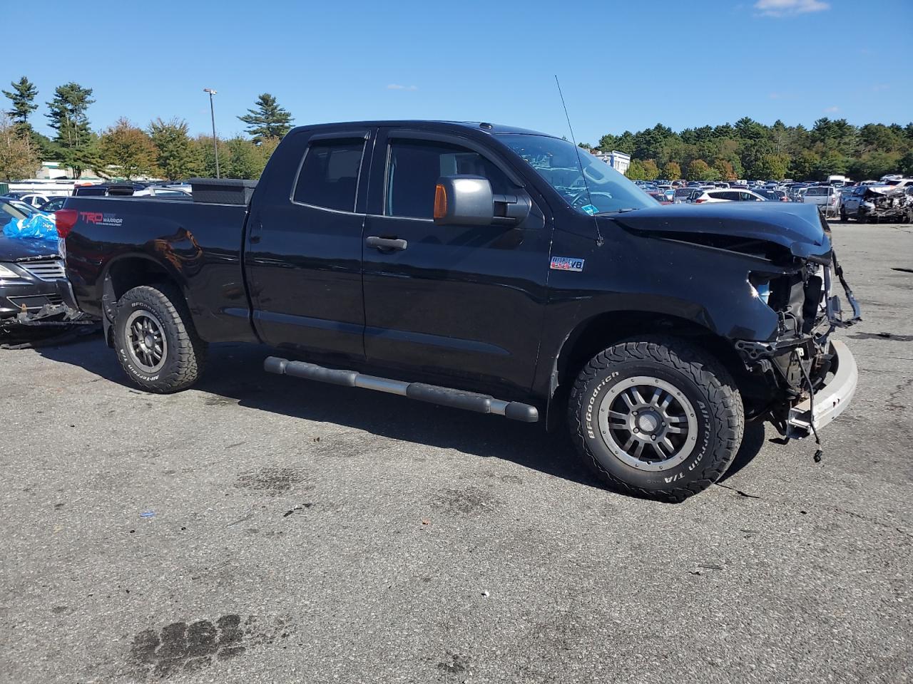 TOYOTA TUNDRA DOUBLE CAB SR5
