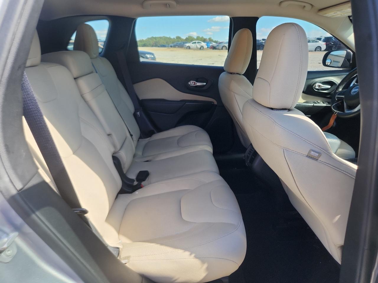 JEEP GRAND CHEROKEE LATITUDE