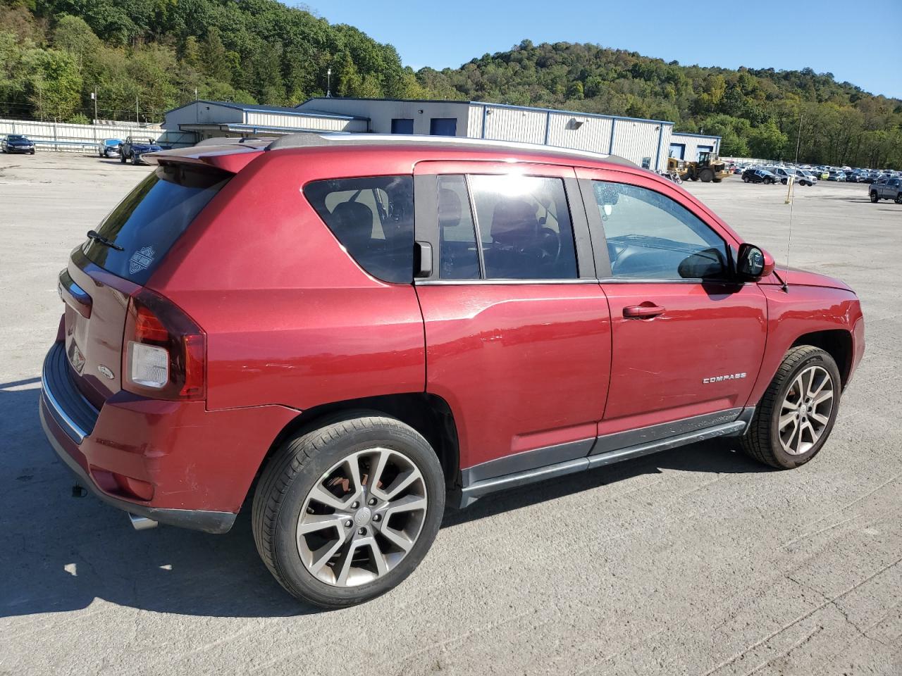 Lot #3310321004 2016 JEEP COMPASS LA