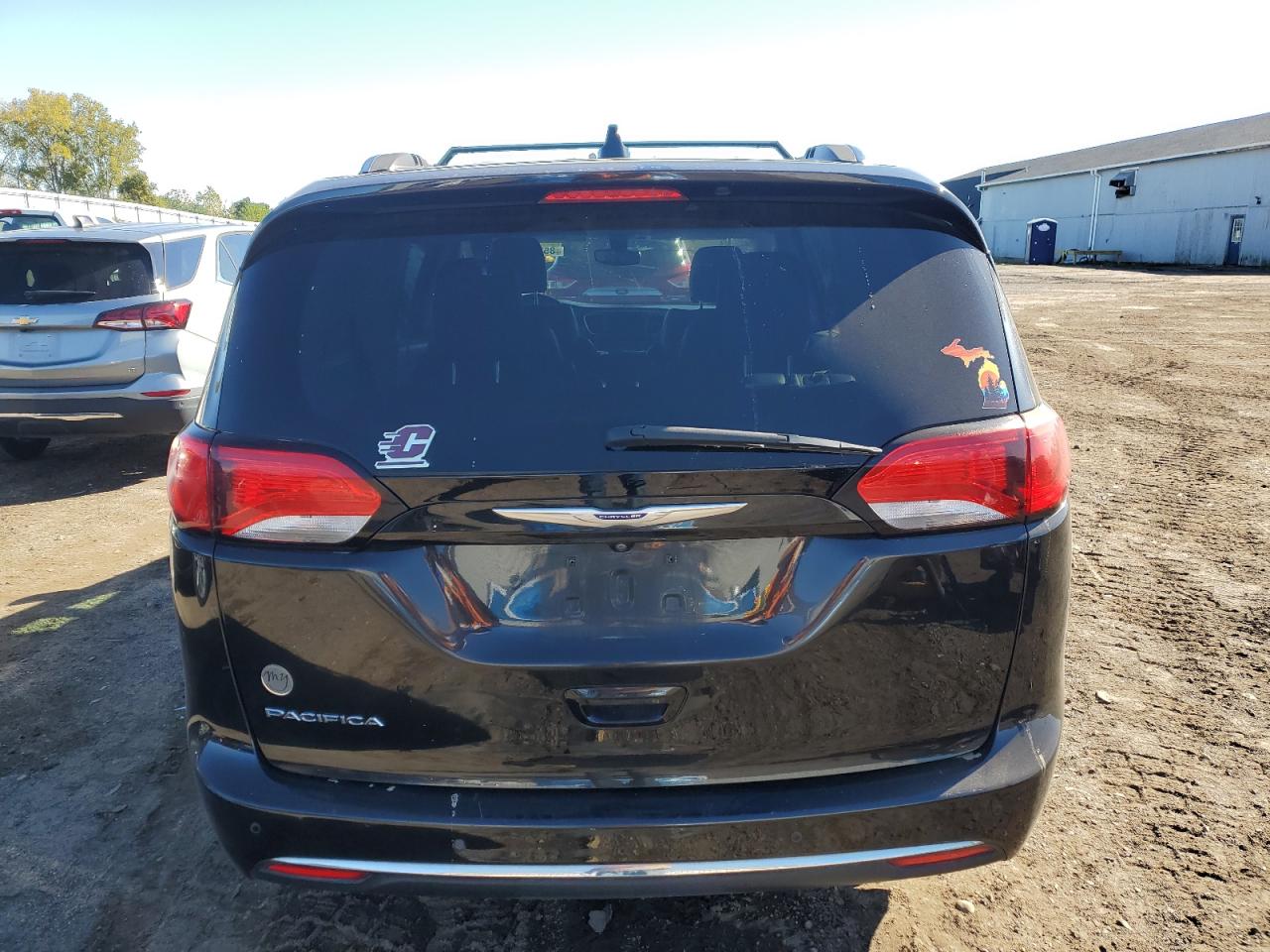 CHRYSLER PACIFICA TOURING L