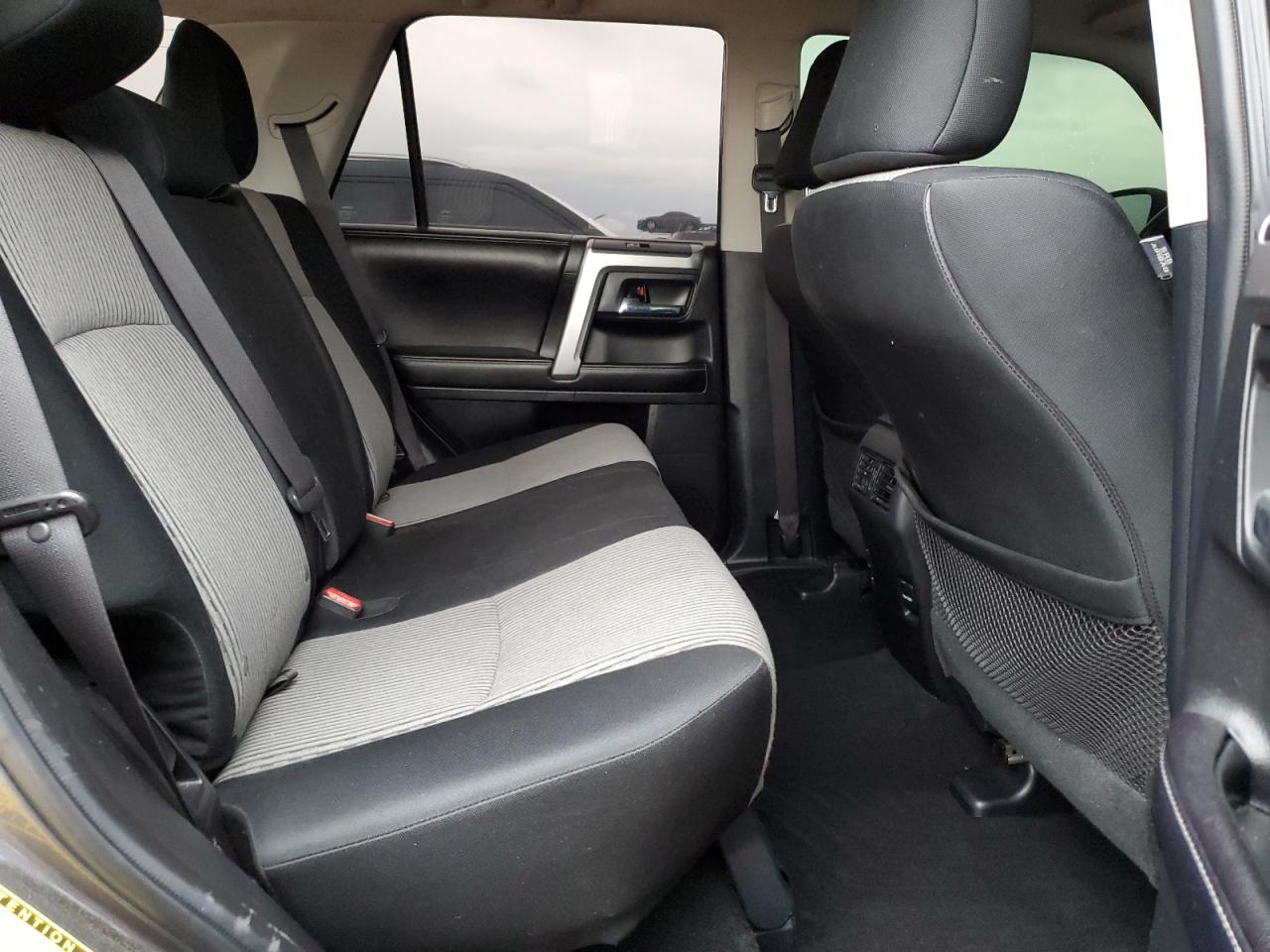 TOYOTA 4RUNNER SR5/SR5 PREMIUM