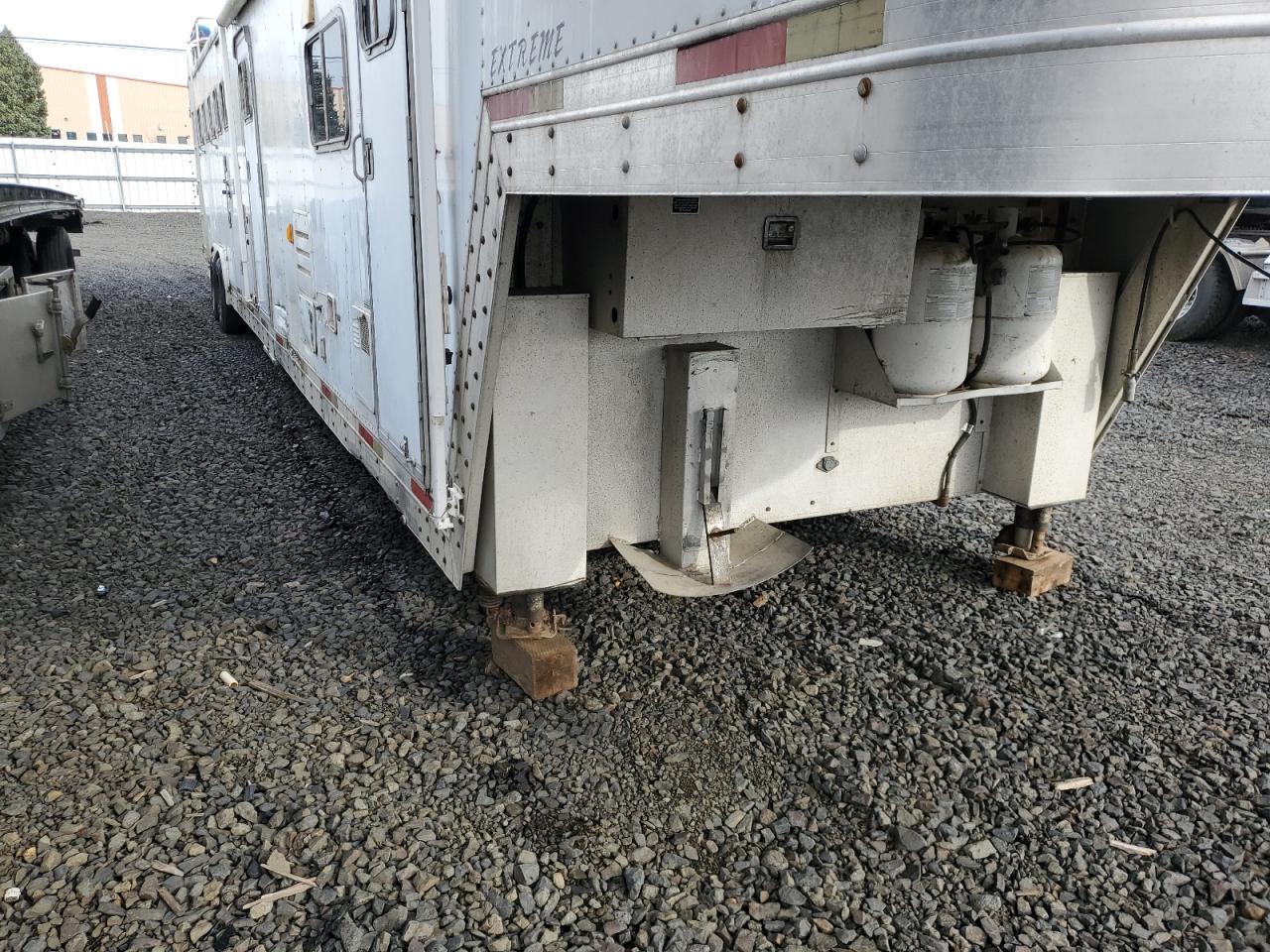 Lot #3275496706 2000 ALUM TRAILER