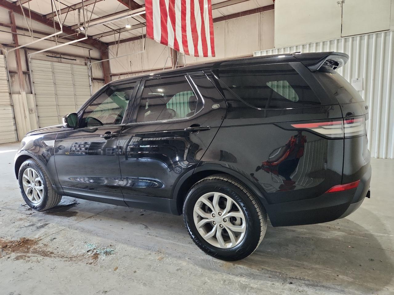 LAND ROVER DISCOVERY SE