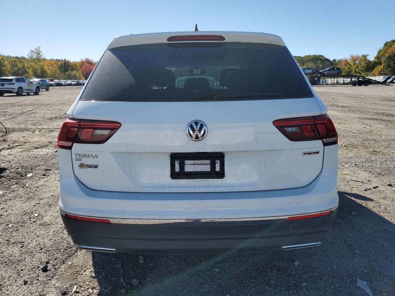 VOLKSWAGEN TIGUAN SE