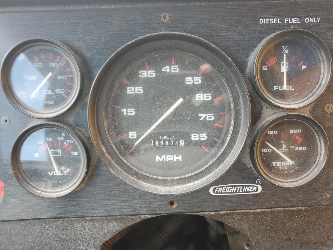 Lot #3309281616 2000 FREIGHTLINER CHASSIS M