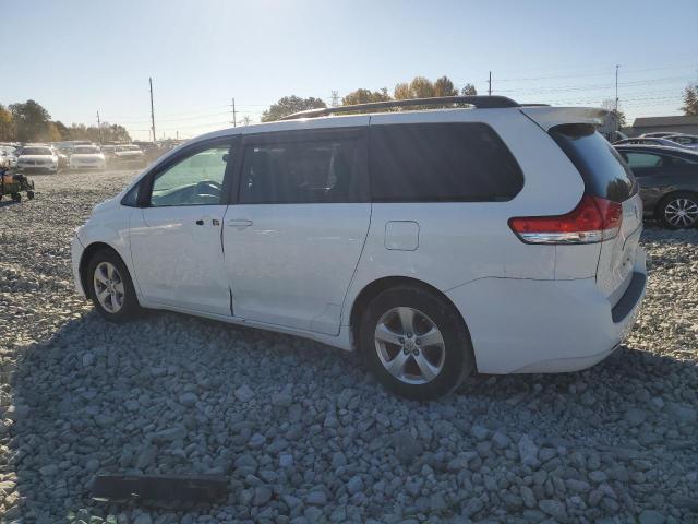 2013 TOYOTA SIENNA LE - 5TDKK3DC4DS390077