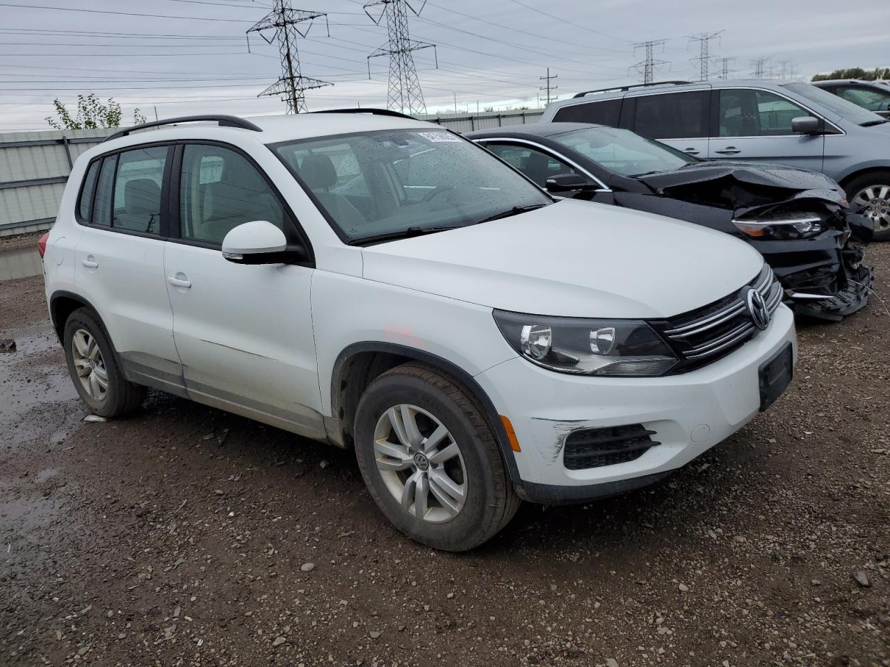 VOLKSWAGEN TIGUAN S
