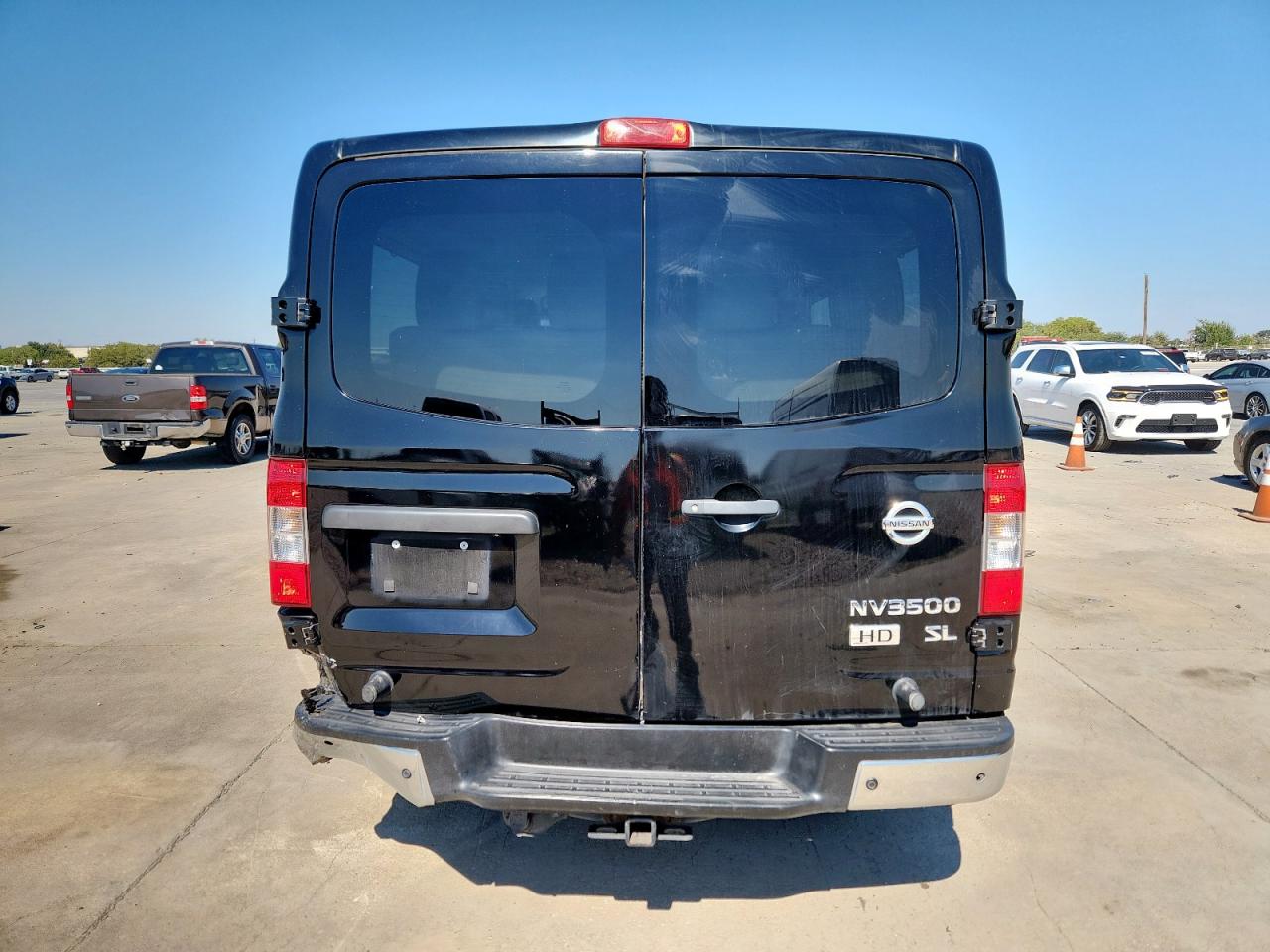 NISSAN NV3500 3500 S