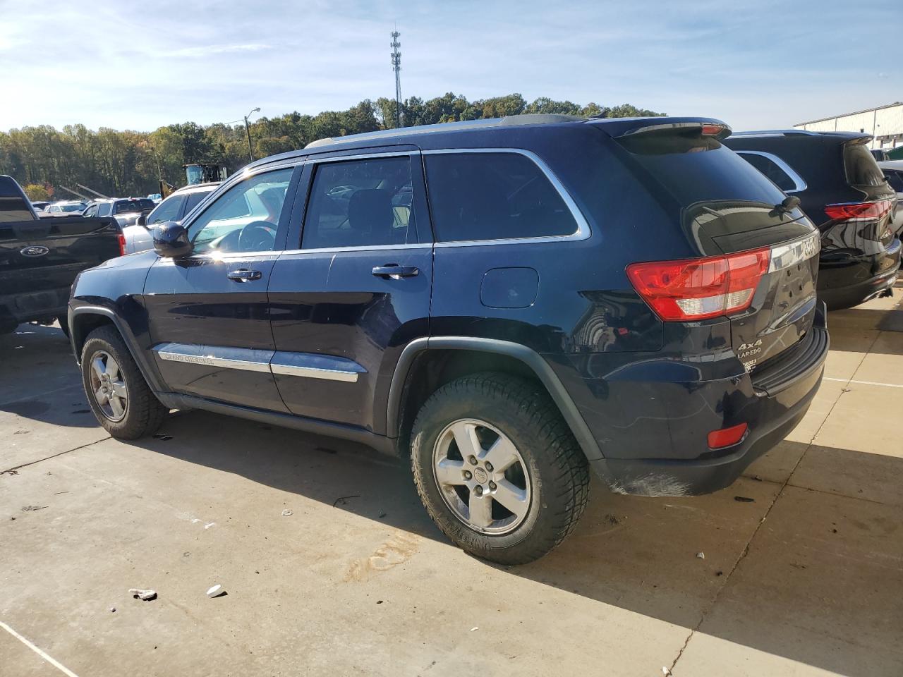 JEEP GRAND CHEROKEE LAREDO
