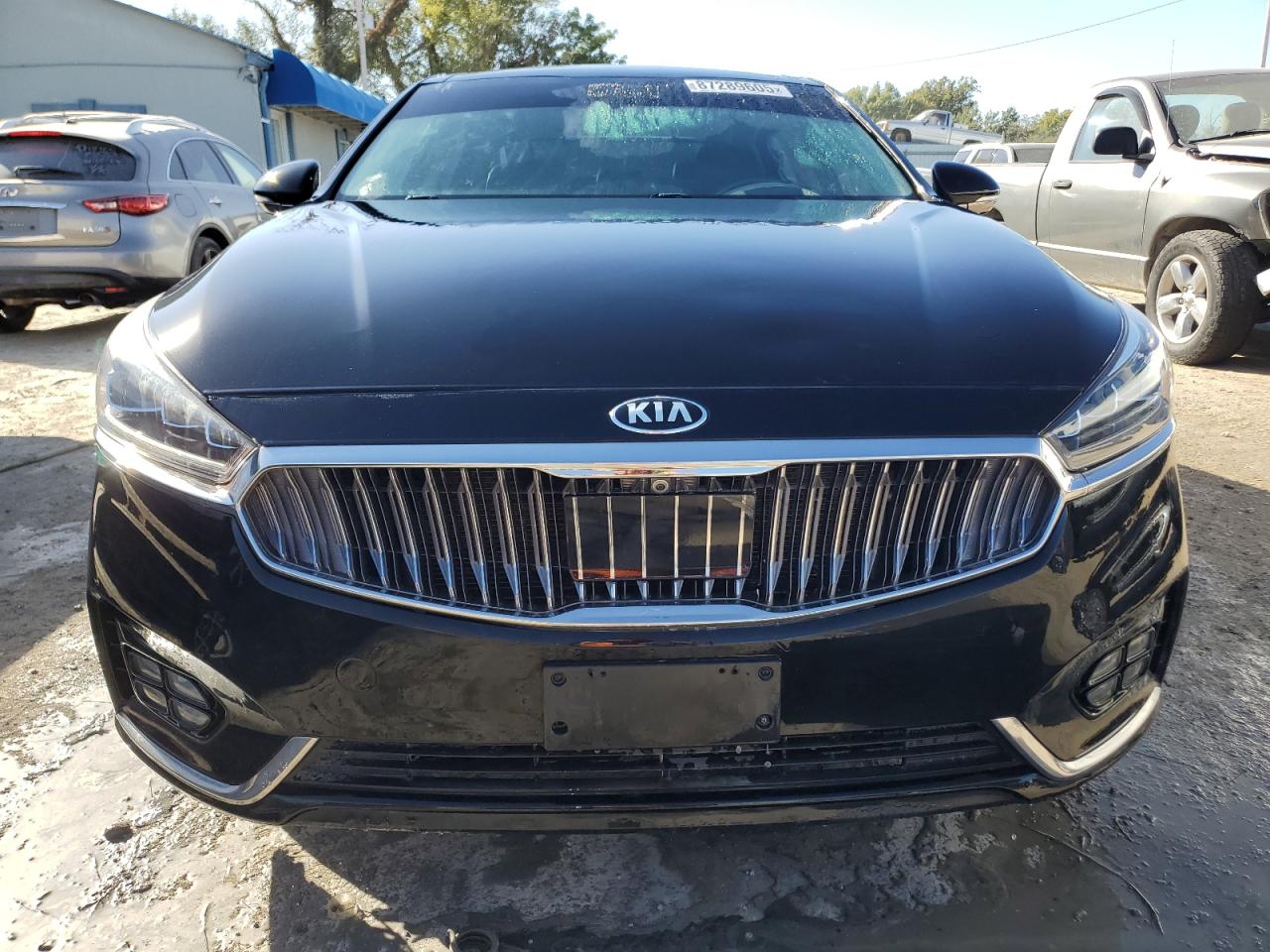 KIA CADENZA PREMIUM