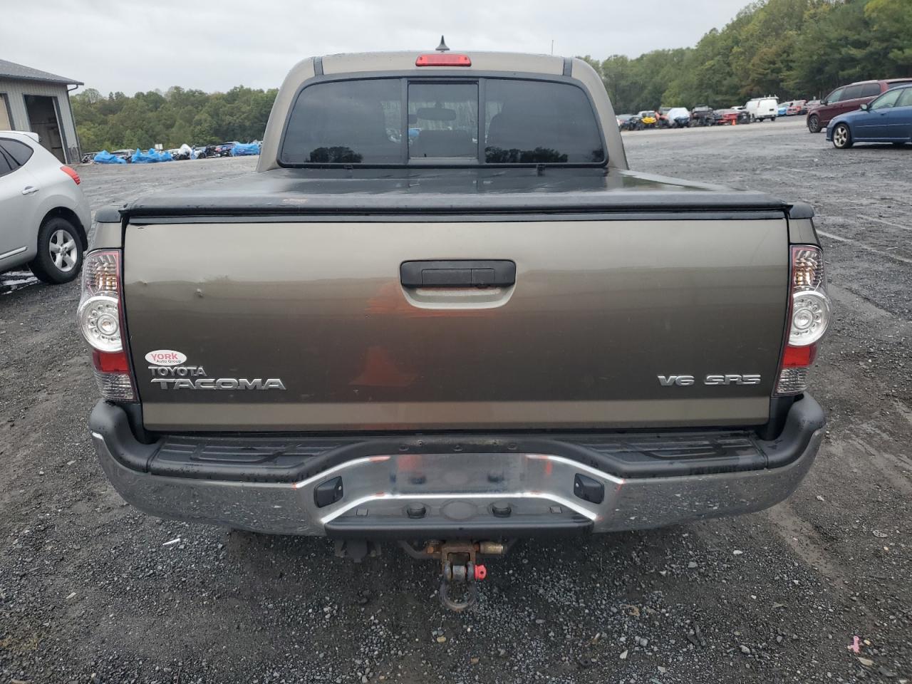 TOYOTA TACOMA DOUBLE CAB