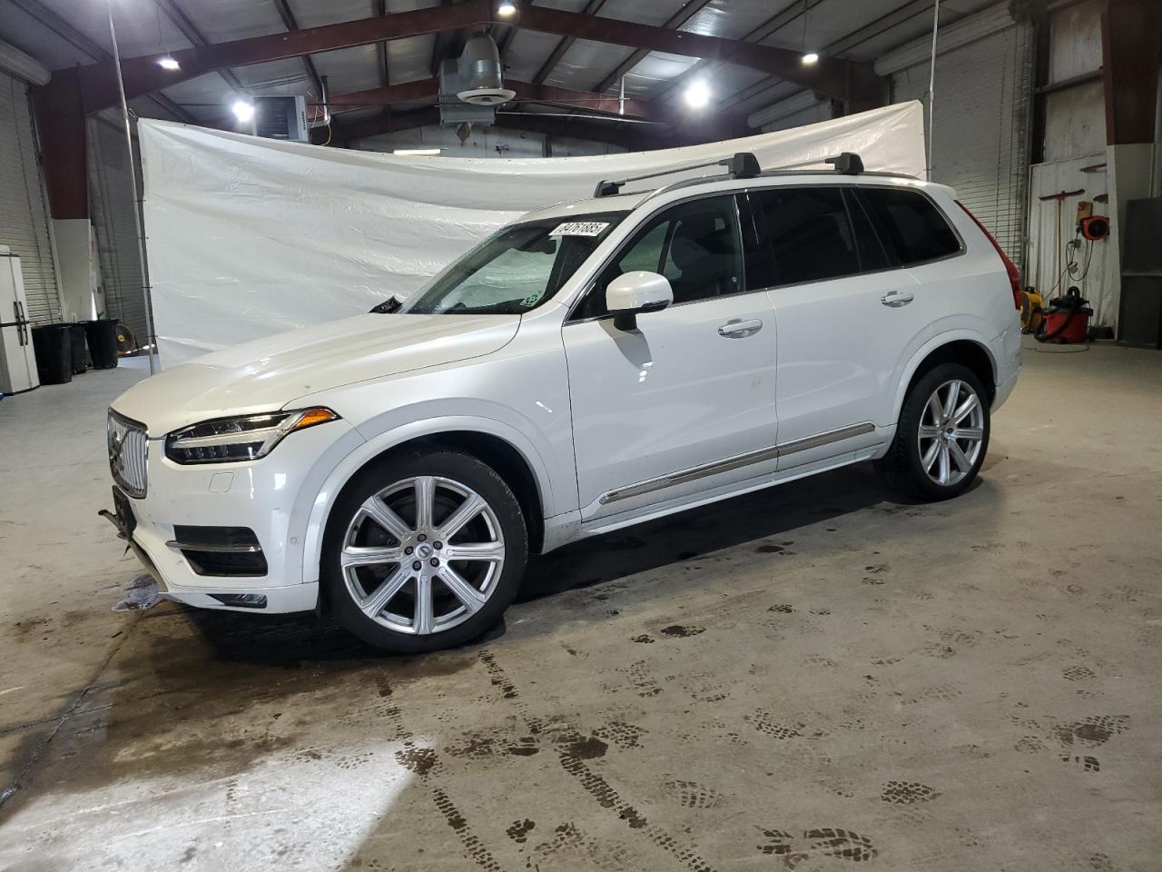 VOLVO XC90 T6