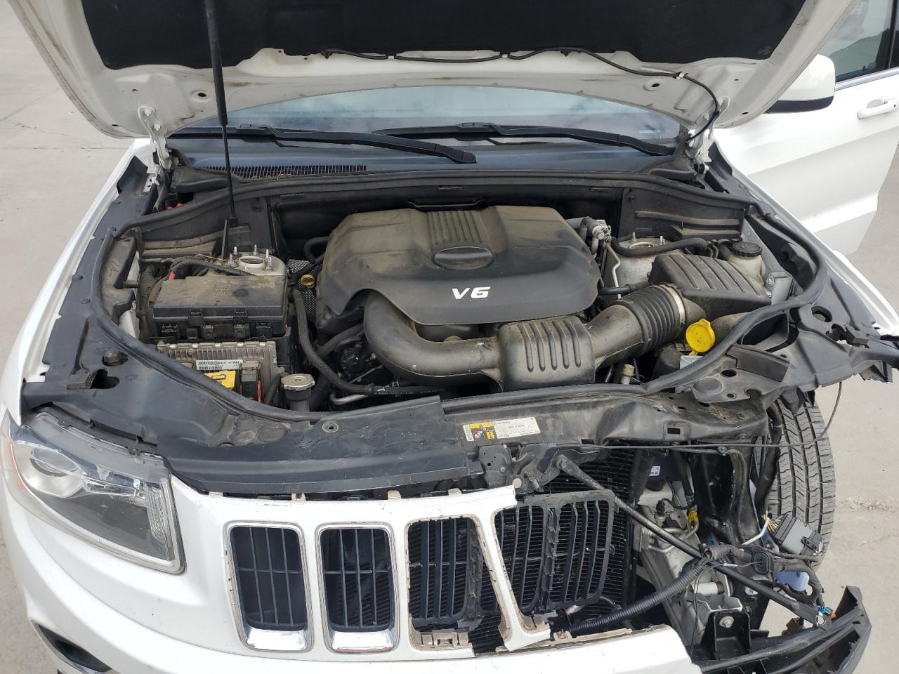 JEEP GRAND CHEROKEE LAREDO