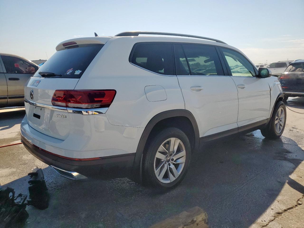 VOLKSWAGEN ATLAS S