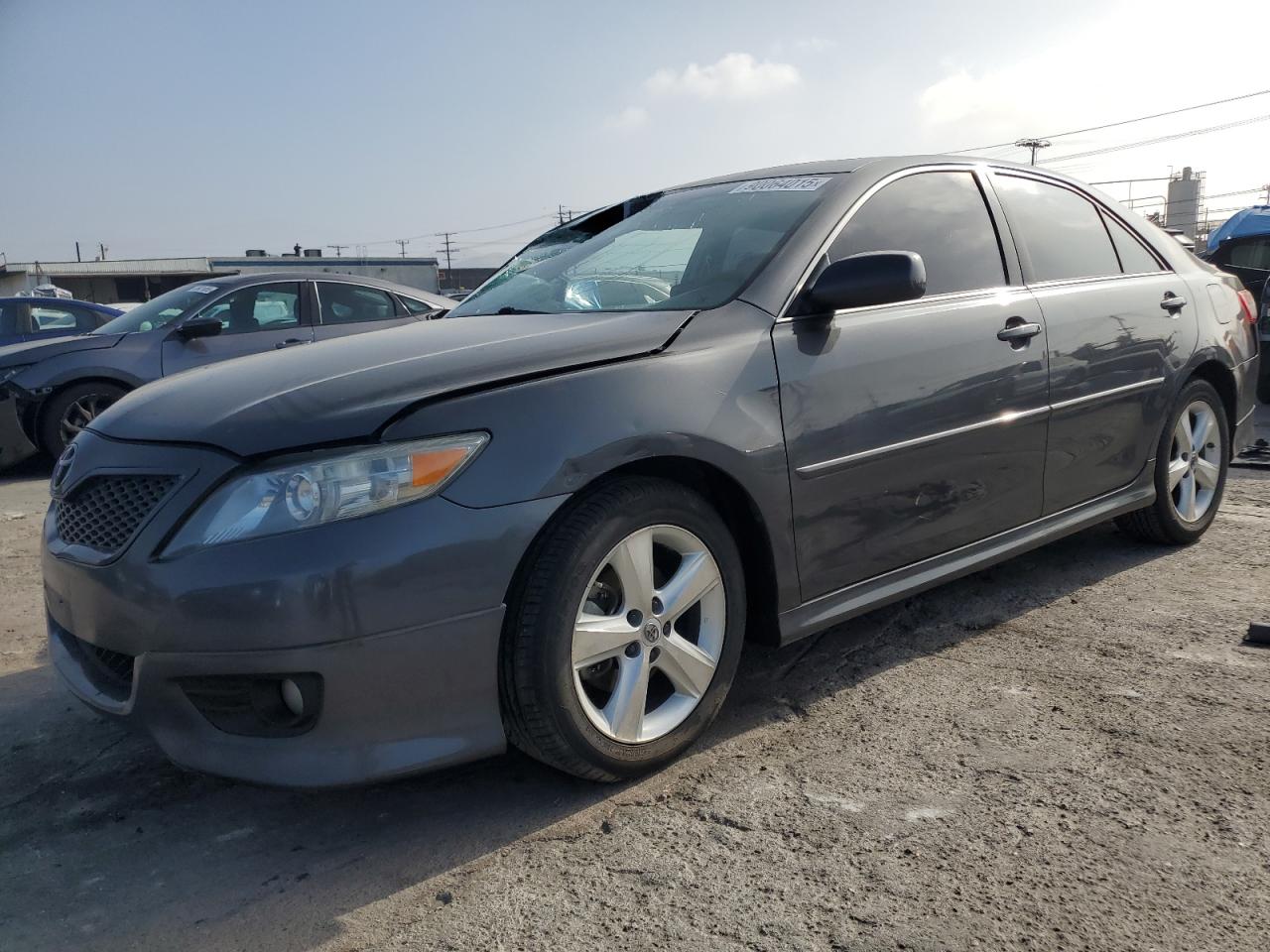 TOYOTA CAMRY SE