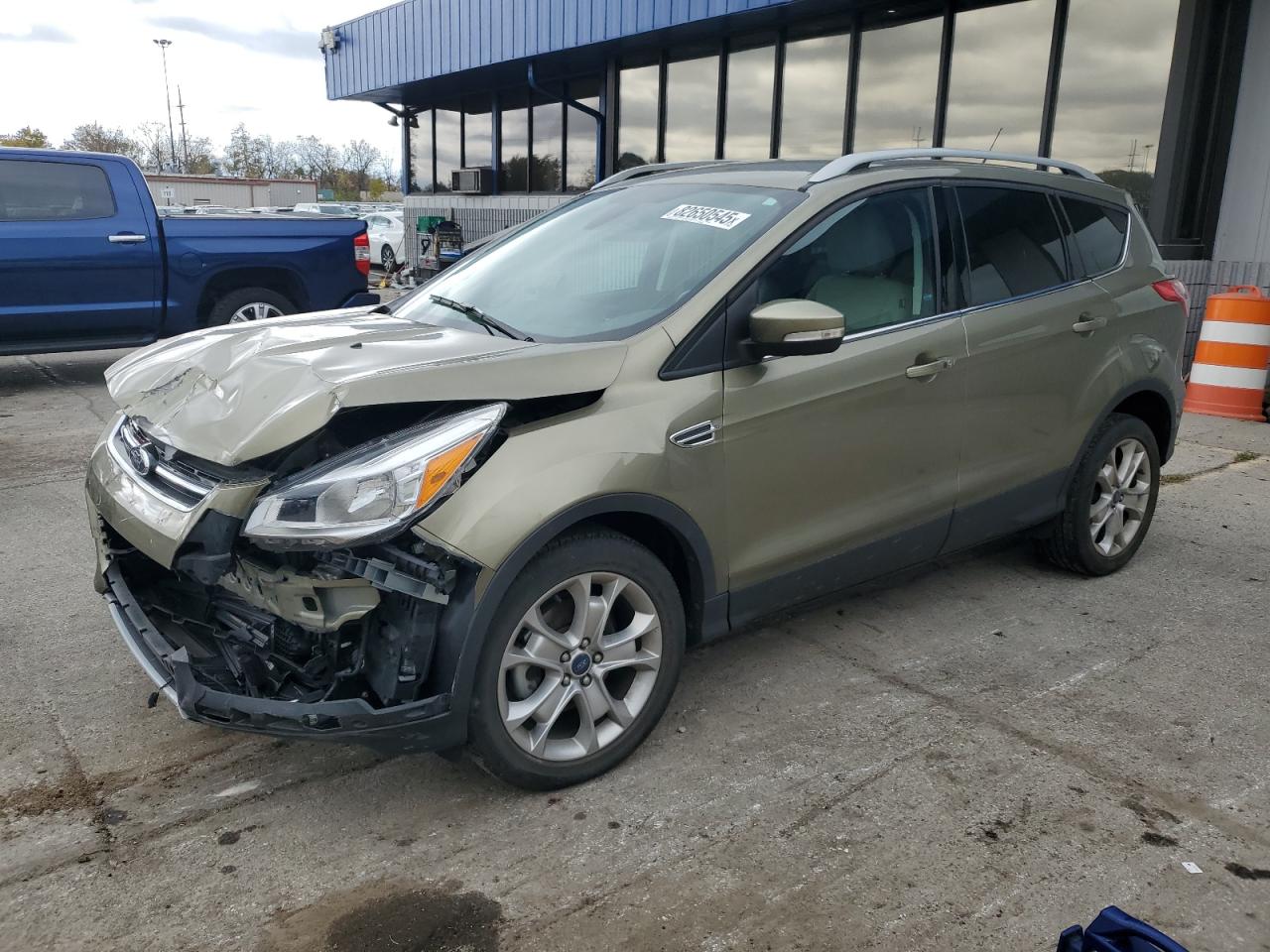 FORD ESCAPE TITANIUM