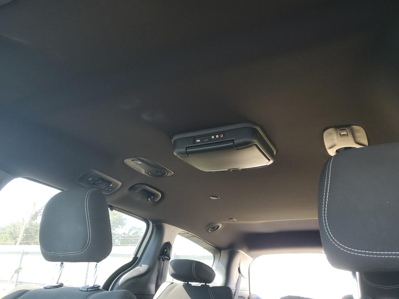 CHRYSLER PACIFICA TOURING