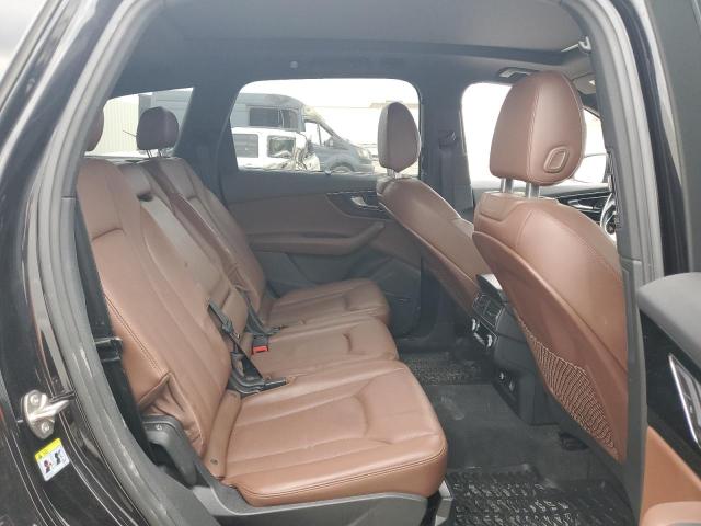 VIN WA1VAAF76JD038916 2018 Audi Q7, Prestige no.11