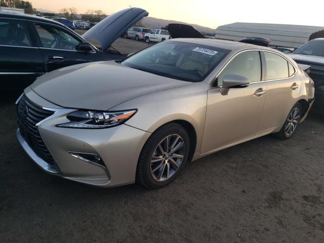 2018 Lexus ES 300h 