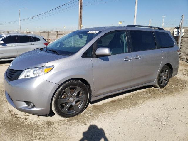 2017 Toyota Sienna SE