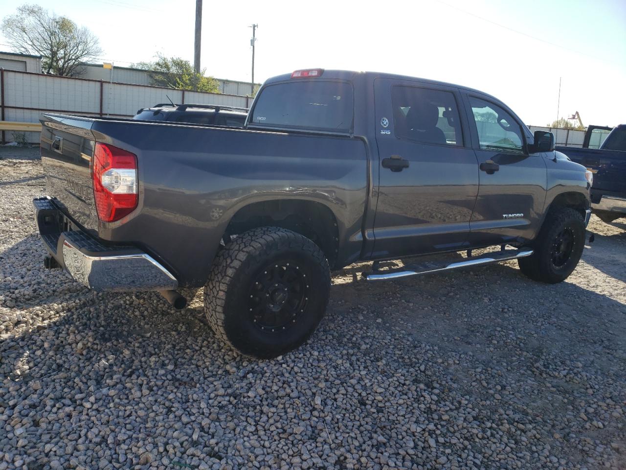 5TFEM5F11FX084692 2015 Toyota Tundra Crewmax Sr5 5TFEM5F11FX084692 2015 Toyota Tundra Crewmax Sr5