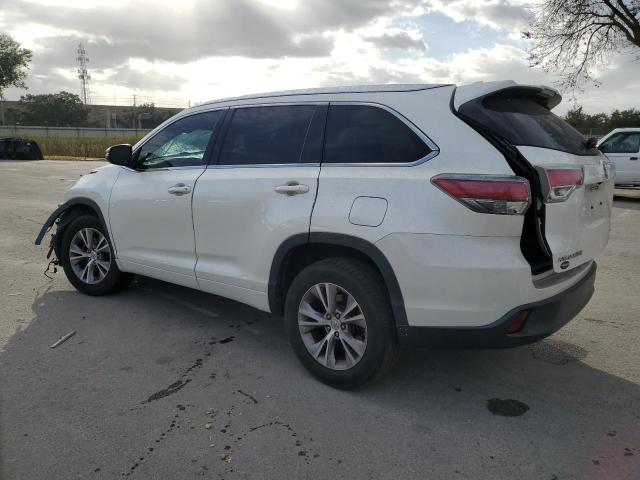 VIN 5TDKKRFH1ES024056 2014 Toyota Highlander, Xle no.2