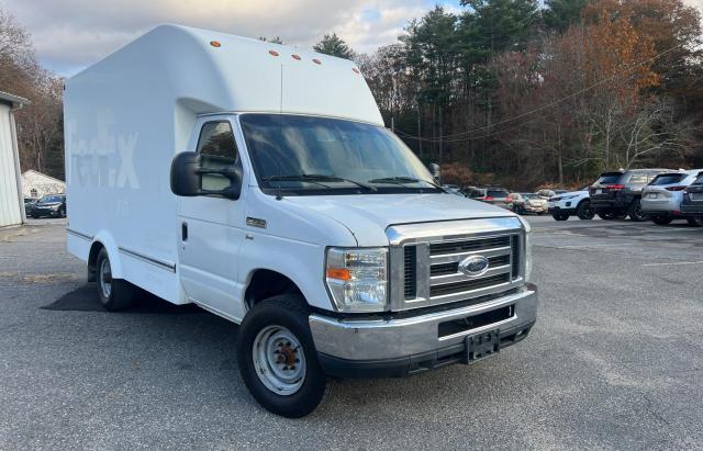 2013 Ford Econoline Cargo Van 