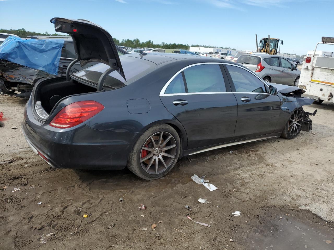 2014 Mercedes-Benz S 63 Amg vin: WDDUG7JB7EA050214