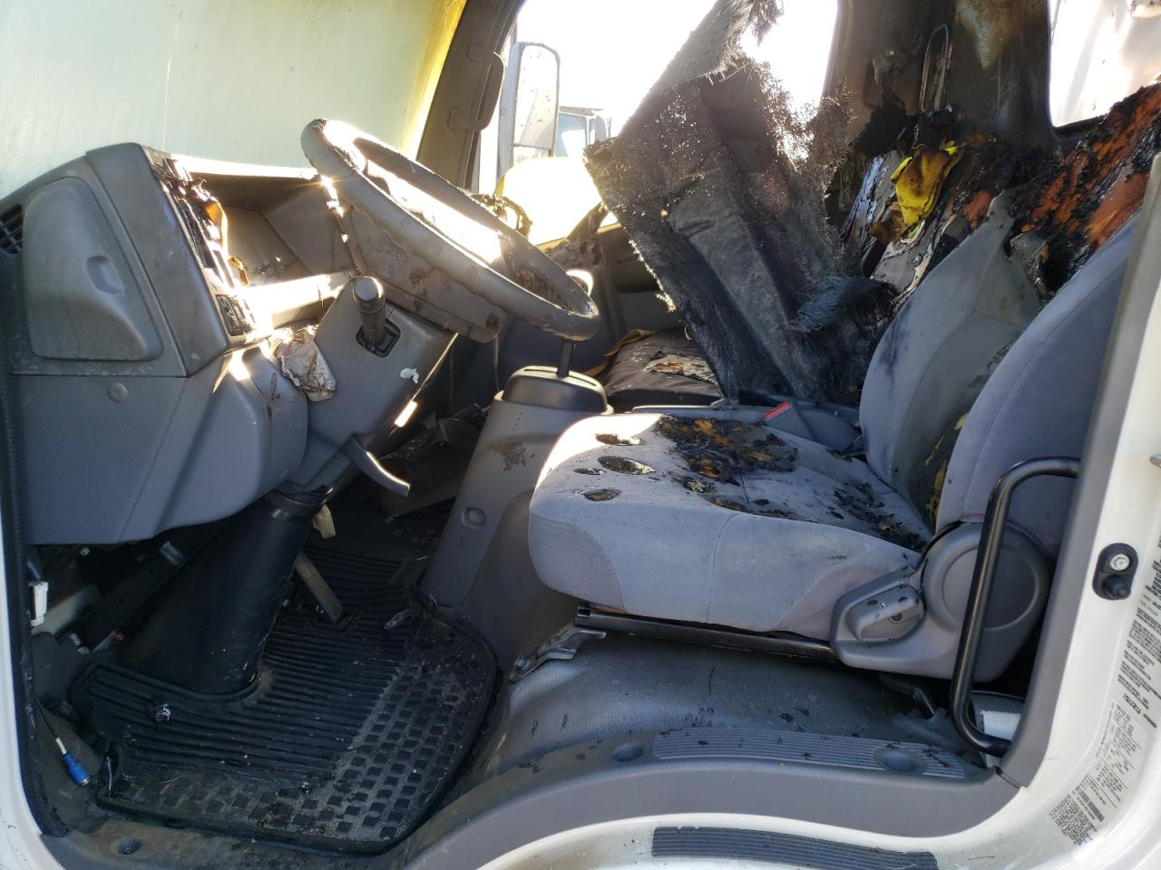 JALEEW166L7304098 CHEVROLET C/K5500 2020