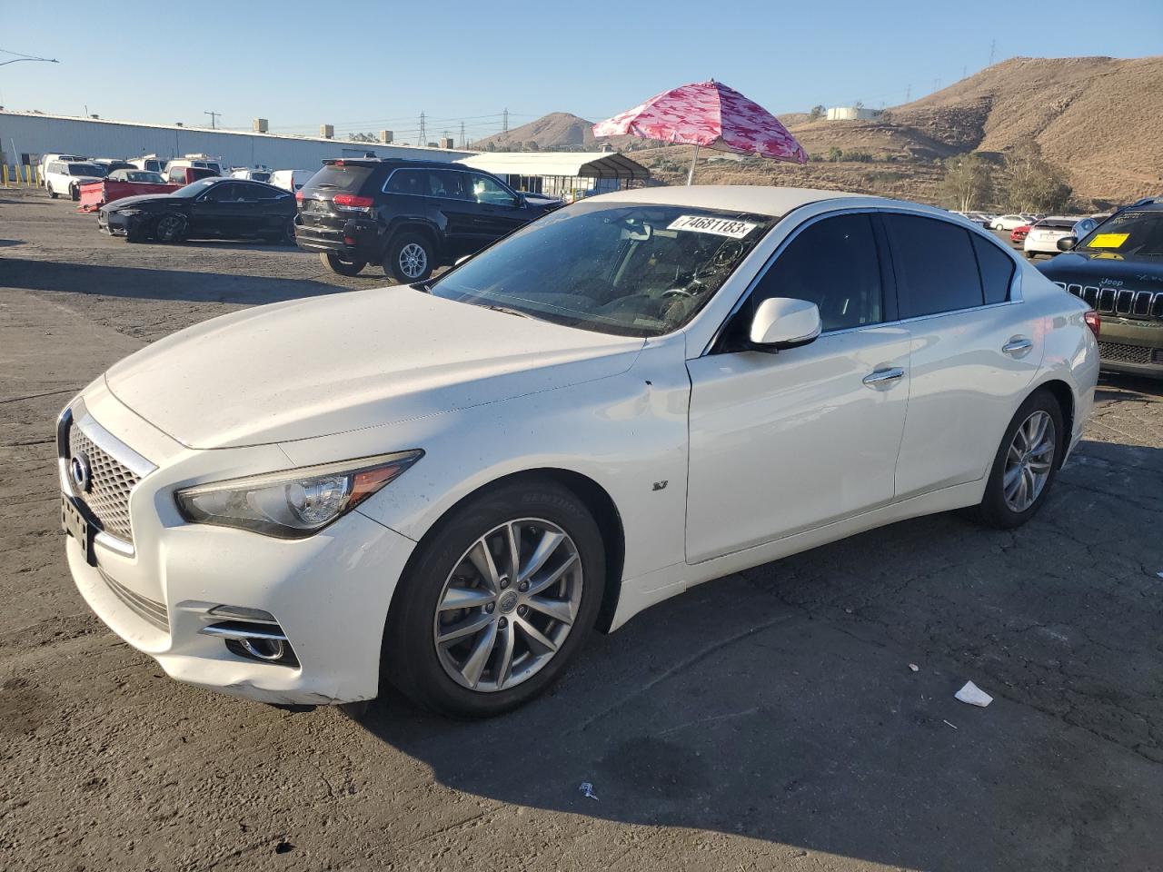 2014 Infiniti Q50 Base vin: JN1BV7AP4EM692975