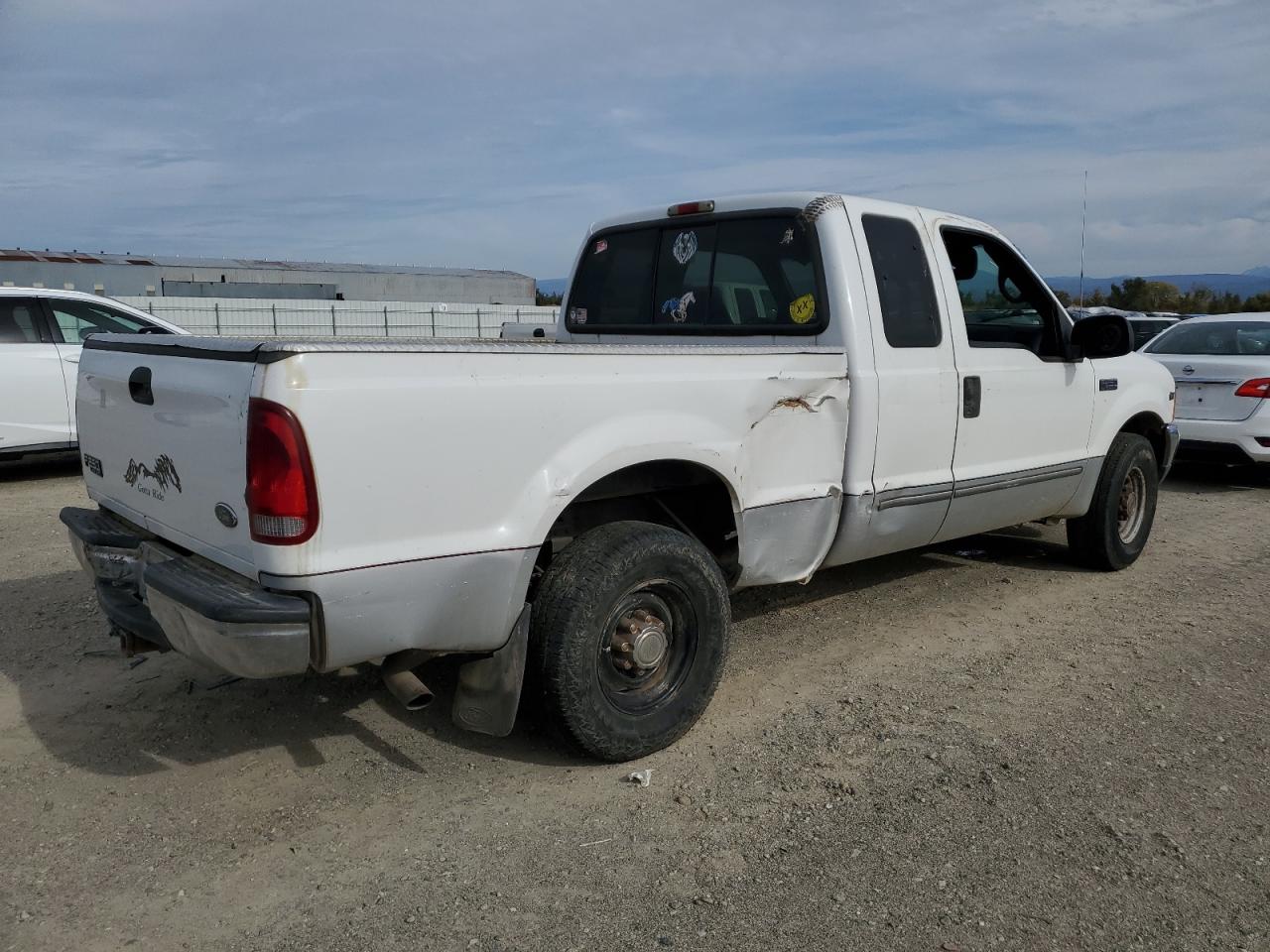 1FTNX20L9YEC76330 2000 Ford F250 Super Duty 1FTNX20L9YEC76330 2000 Ford F250 Super Duty