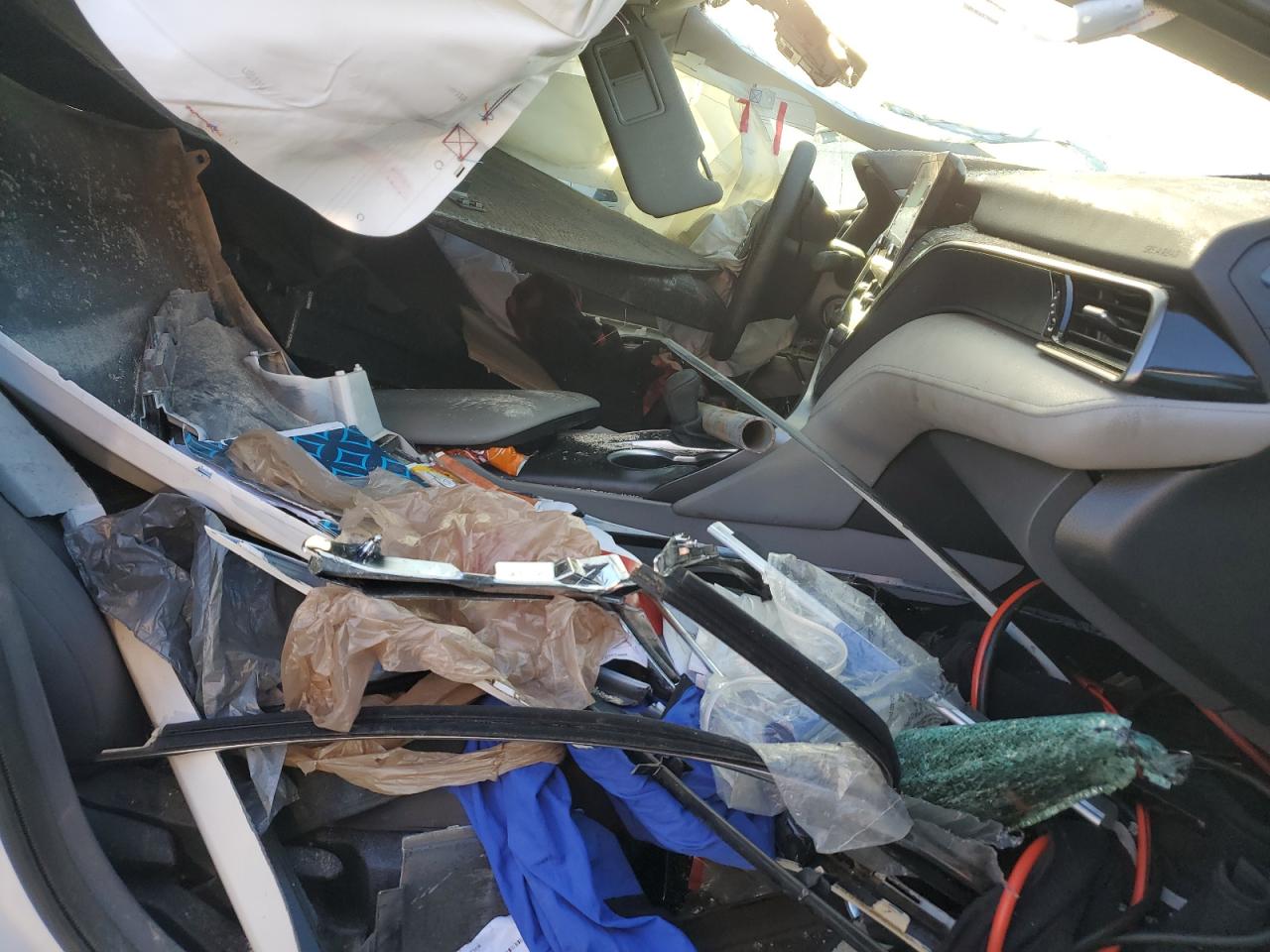 4T1C11AK8NU715751 TOYOTA CAMRY 2022