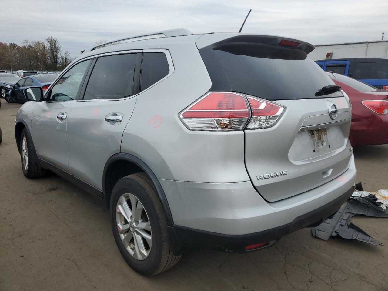 JN8AT2MV2GW138230 NISSAN ROGUE 2016