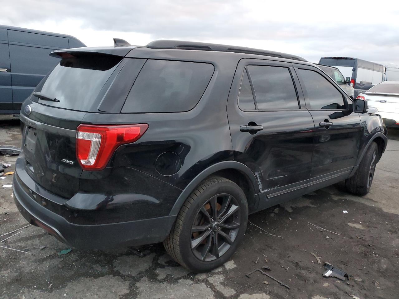 1FM5K8D81HGD47530 FORD EXPLORER 2017