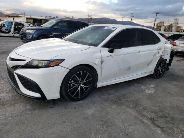 Lot #2494469963 2023 TOYOTA CAMRY SE N salvage car